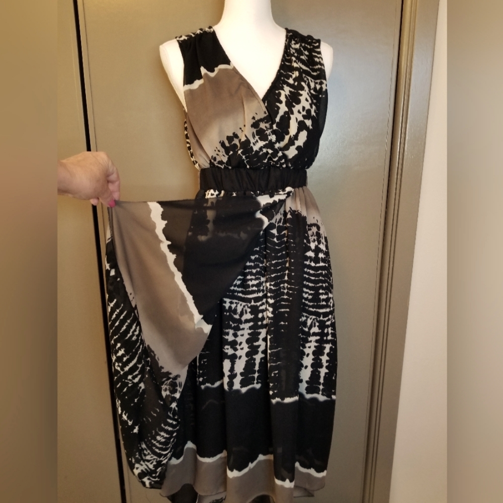 Layered, sexy, w-built in slip